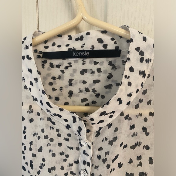 Kensie Semi Sheer Button Up Long Sleeve Blouse Size L - Picture 4 of 4